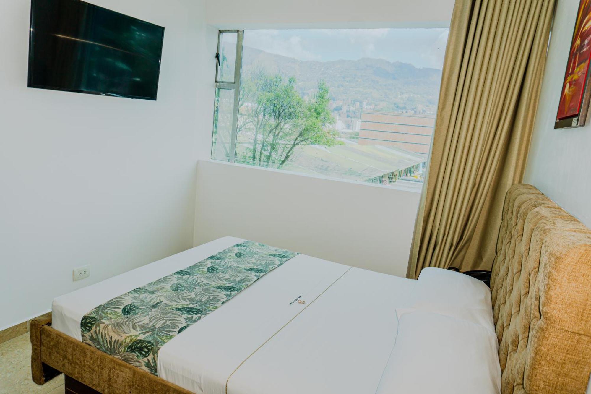 Hotel Central Plaza Medellin Itagüí Екстериор снимка